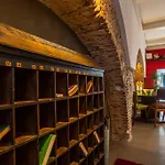 The Old Stables Chiado Apartments