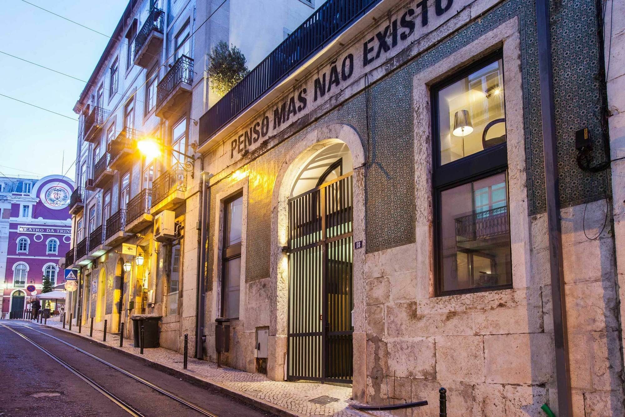 The Old Stables Chiado * Lissabon